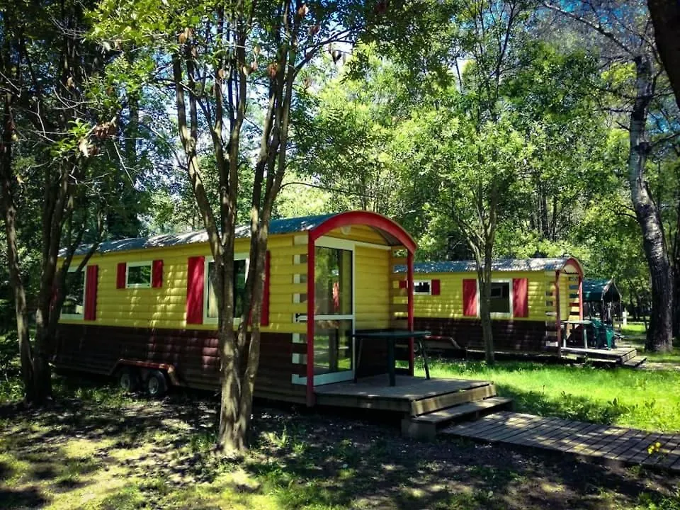 Camping en Ardeche Le Lion Bourg-Saint-Andéol France